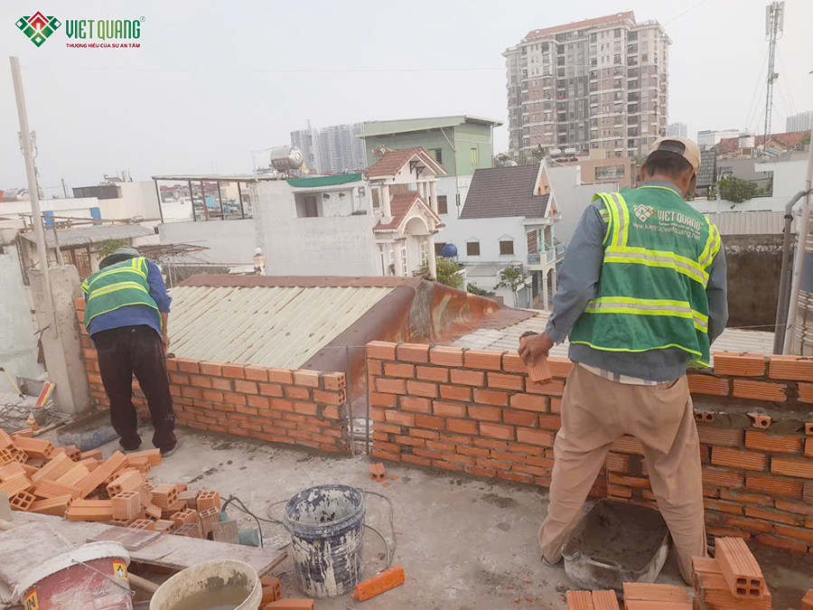 Cải tạo nâng tầng nhà 4 tầng sân thượng 4x18m phường Tân Hòa