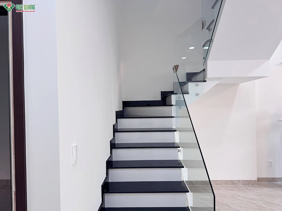 Thi công trọn gói nhà 1 trệt 1 lầu 6x22m tại Hóc Môn