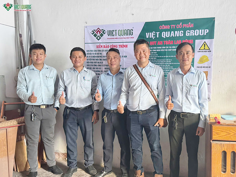 https://kientrucvietquang.net/khoi-cong-sua-nha-tron-goi-1-tret-1-lau-4x12m-cung-gia-dinh-anh-tho-phuong-ban-co/