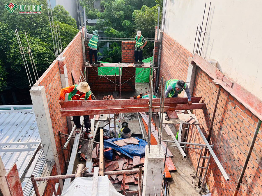 Thi công xây dựng nhà 1 trệt 3 lầu tum sân thượng 5x15m