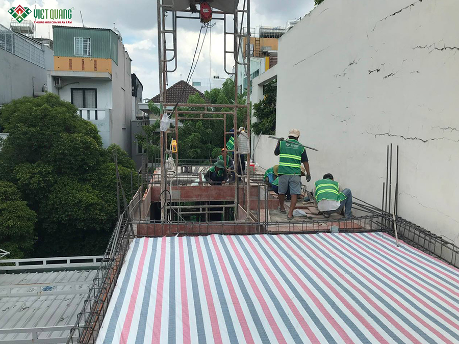 Thi công xây dựng nhà 1 trệt 3 lầu tum sân thượng 5x15m