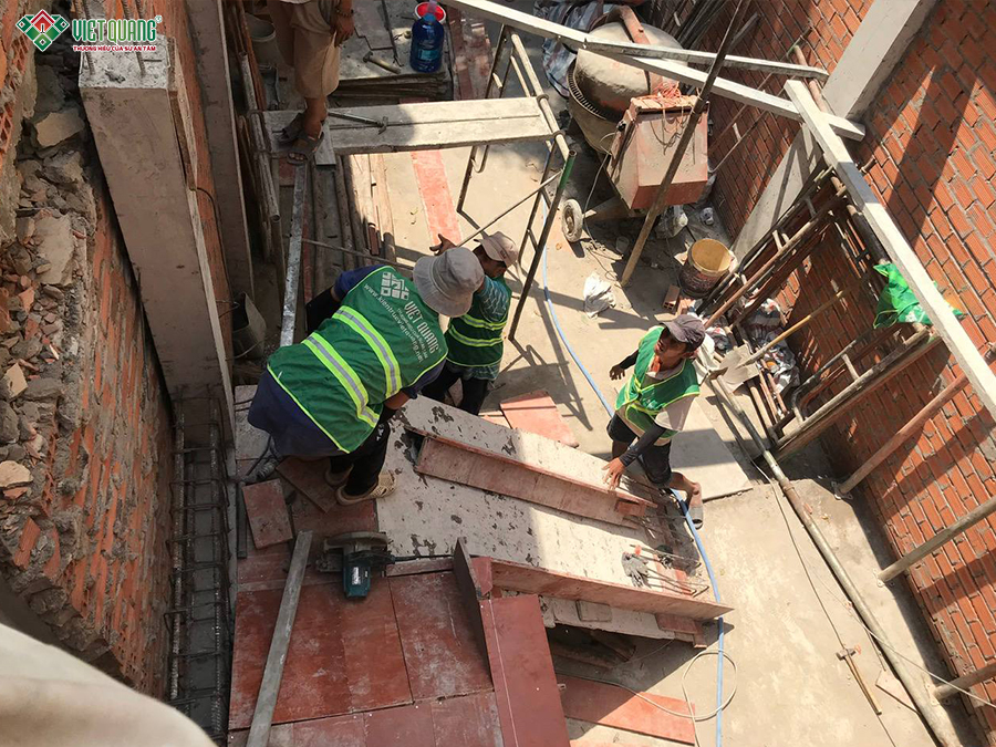 Thi công xây dựng nhà 1 trệt 3 lầu tum sân thượng 5x15m