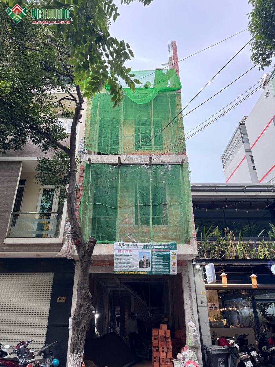 Thi công xây dựng nhà 1 trệt 3 lầu tum sân thượng 5x15m