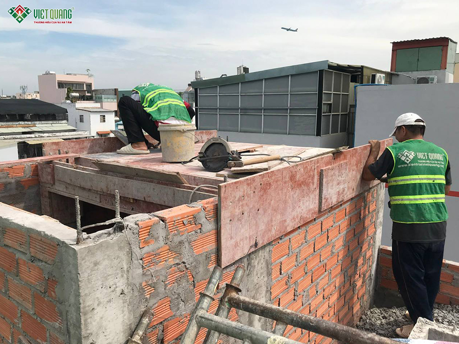 Thi công xây dựng nhà 1 trệt 3 lầu tum sân thượng 5x15m