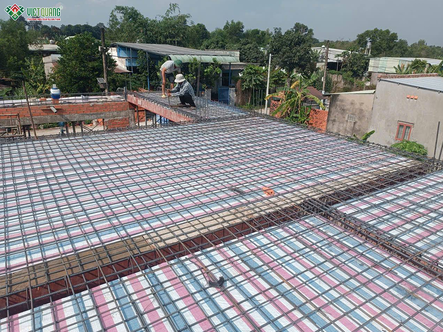 Thi công xây dựng nhà 1 trệt 1 lửng 7x28m