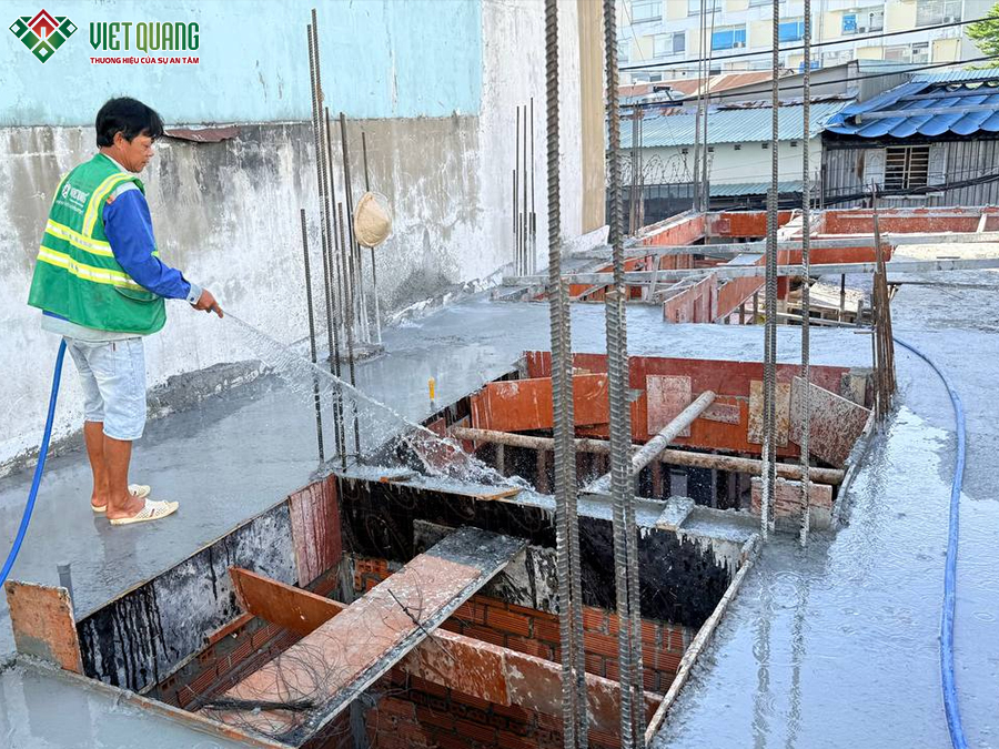 Xây dựng căn hộ dịch vụ 7 tầng 5x22m có hầm