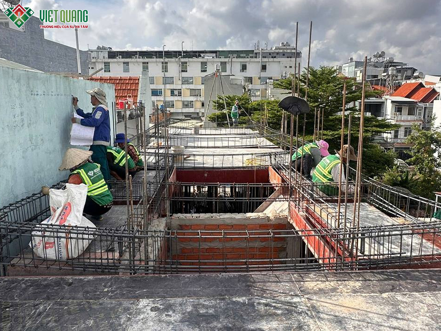 Xây dựng căn hộ dịch vụ 7 tầng 5x22m có hầm