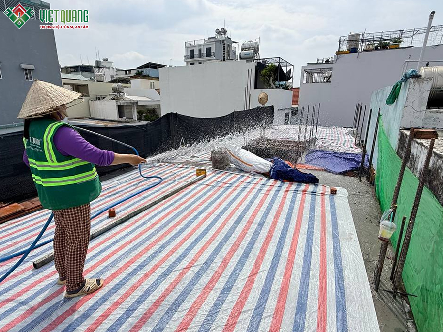 Xây dựng căn hộ dịch vụ 7 tầng 5x22m có hầm