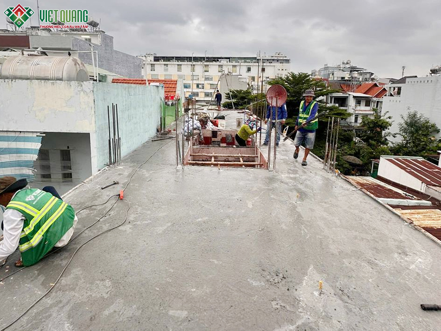 Xây dựng căn hộ dịch vụ 7 tầng 5x22m có hầm