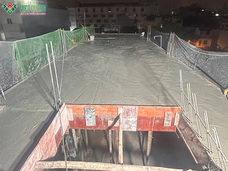 Xây dựng căn hộ dịch vụ 7 tầng 5x22m có hầm