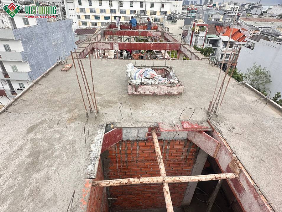 Xây dựng căn hộ dịch vụ 7 tầng 5x22m có hầm