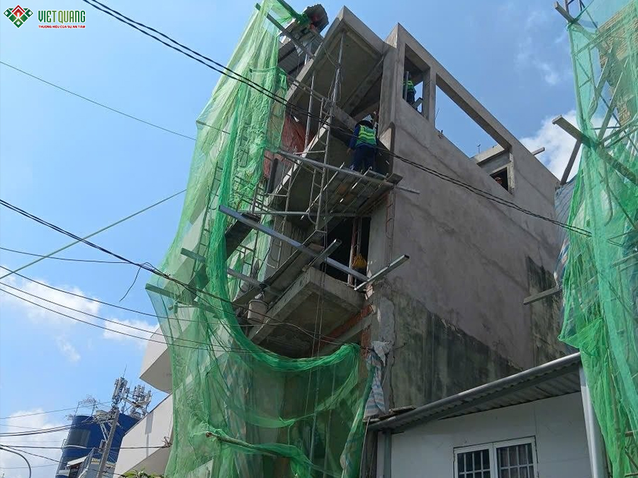 Thi công tô tường mặt tiền