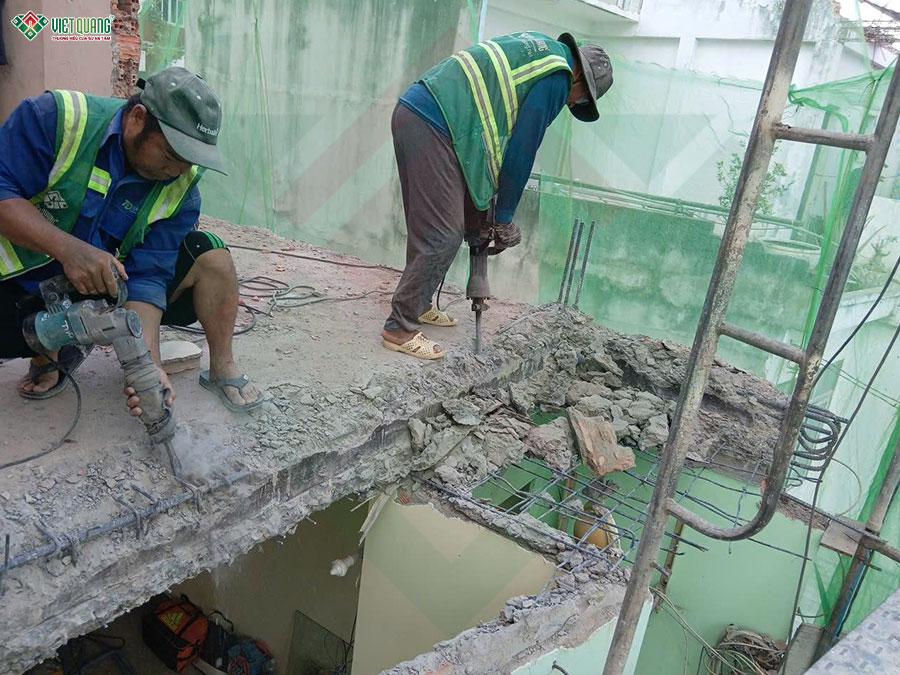 Tháo dỡ hiện trạng nhà 2 tầng