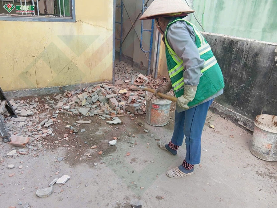 Tháo dỡ hiện trạng nhà 2 tầng