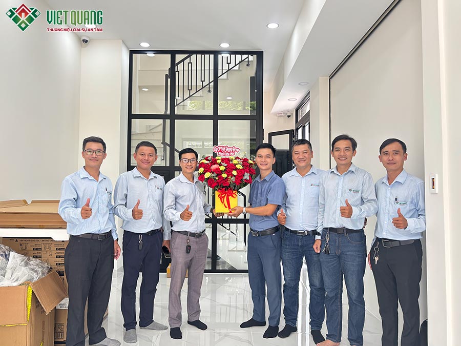 Xây dựng nhà 1 trệt 1 lửng 3 lầu 4x12m phường Minh Phụng