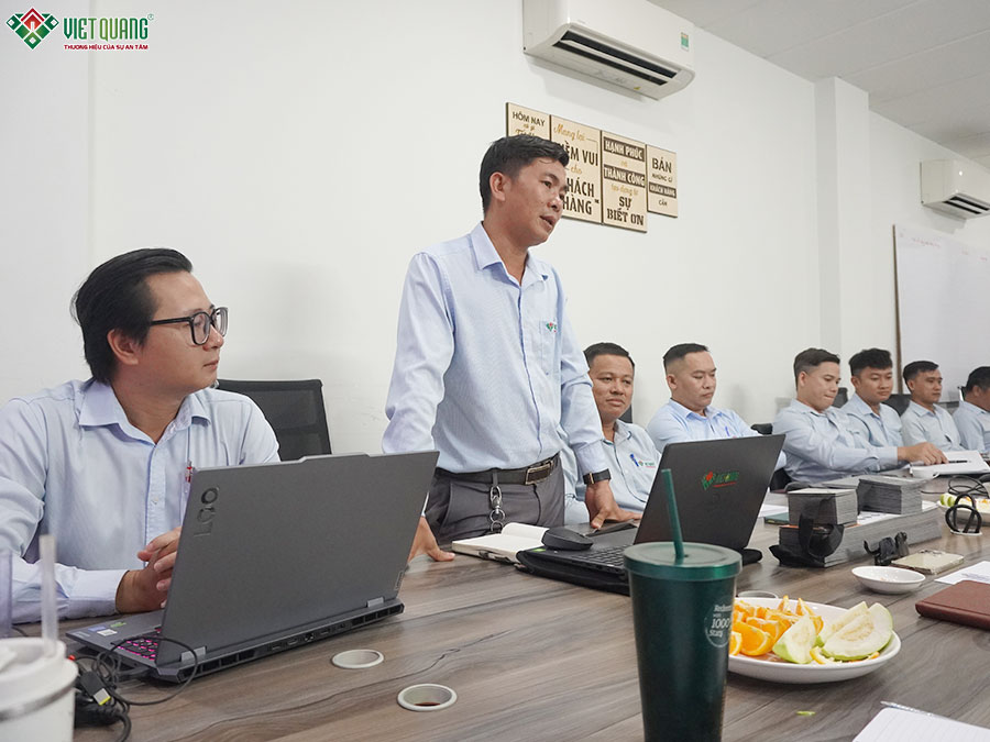 Họp đình kỳ tháng 6