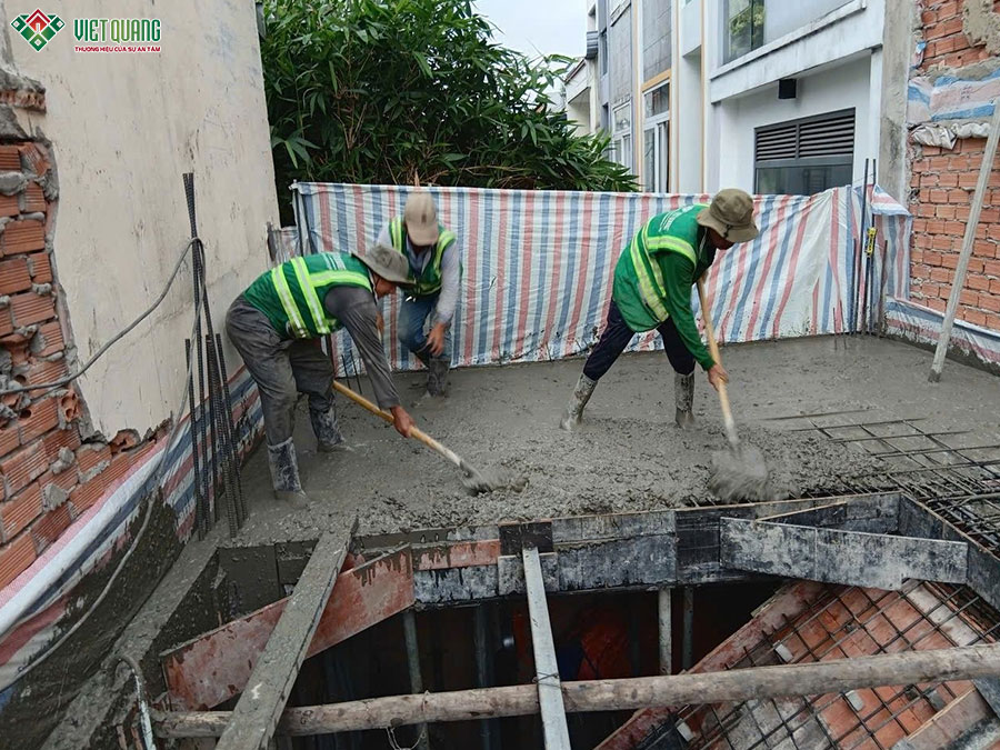 Thi công xây dựng nhà 1 trệt 2 lầu tum sân thượn 4x9m