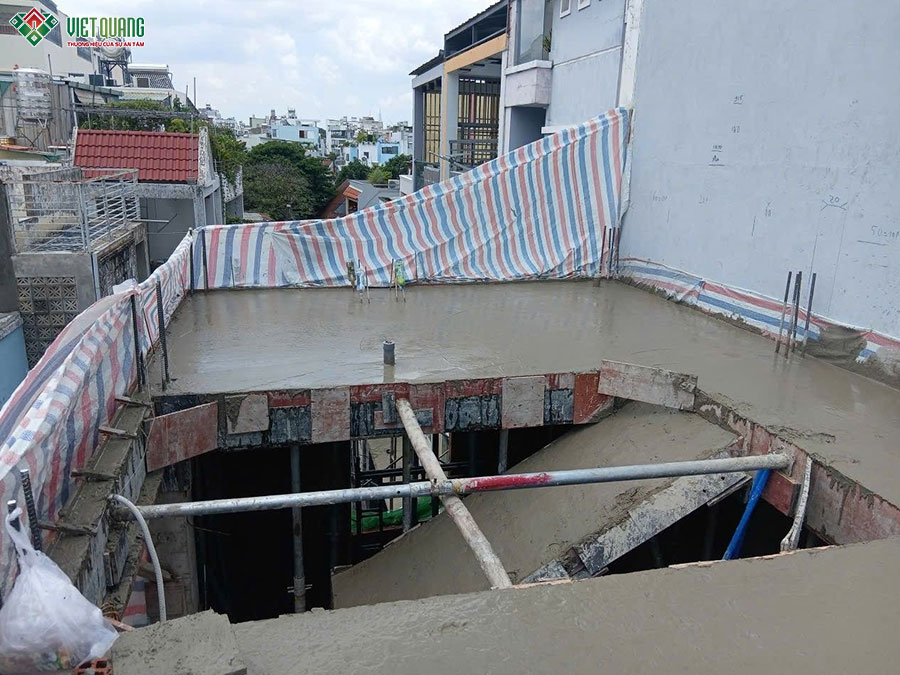 Thi công xây dựng nhà 1 trệt 2 lầu tum sân thượn 4x9m