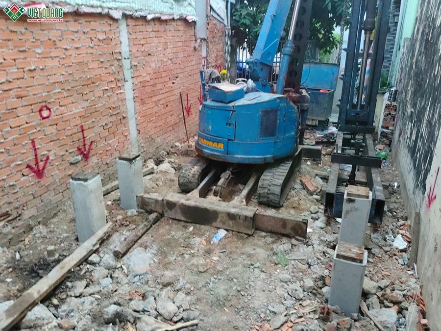 Thi công xây dựng nhà 1 trệt 2 lầu tum sân thượn 4x9m