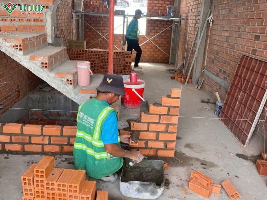 thi công xây dựng nhà phố 3 tầng sân thượng 4x12m