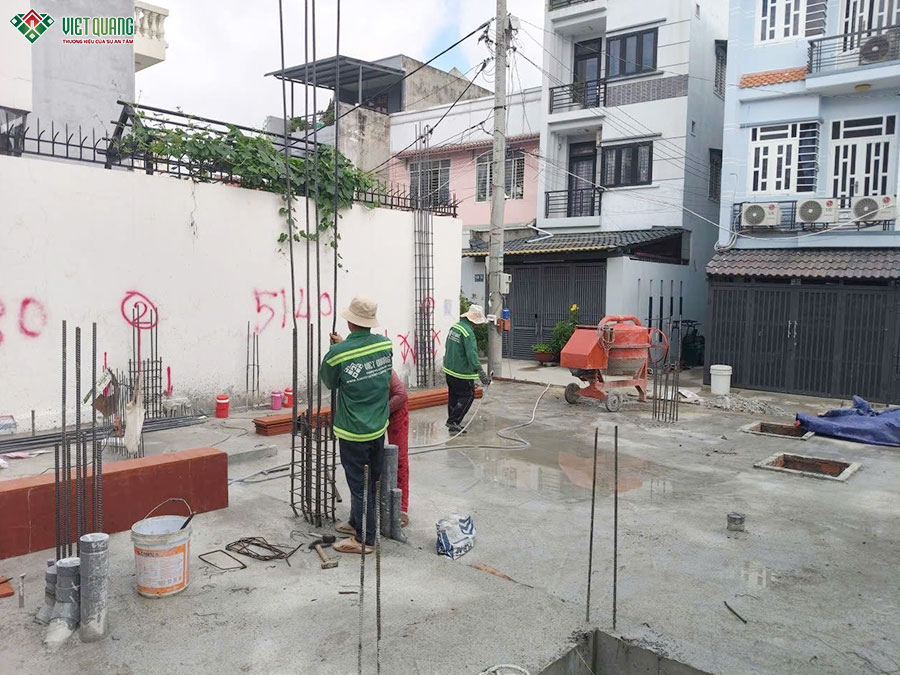 Thi công xây dựng tòa nhà căn hộ dịch vụ 5 tầng 9x13m