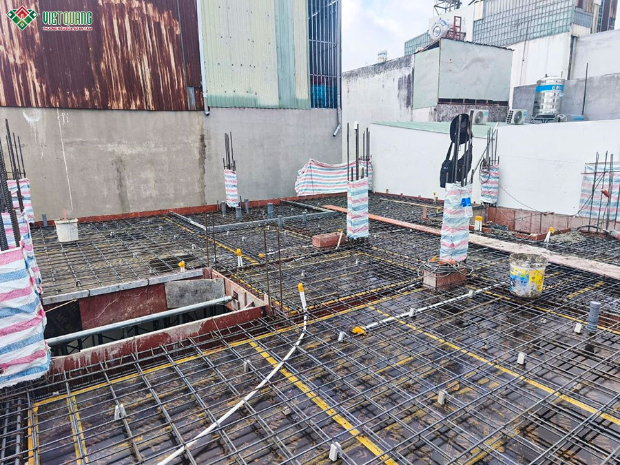 Thi công xây dựng tòa nhà căn hộ dịch vụ 5 tầng 9x13m