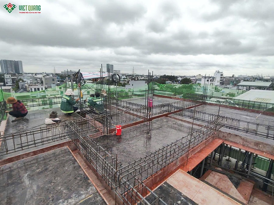 Thi công xây dựng tòa nhà căn hộ dịch vụ 5 tầng 9x13m