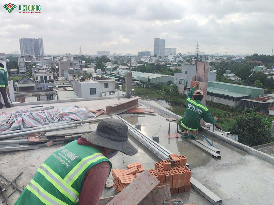Thi công xây dựng tòa nhà căn hộ dịch vụ 5 tầng 9x13m