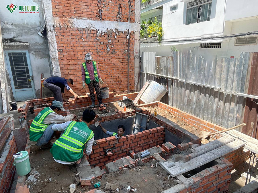Thi công móng nhà 4 tầng tum sân thượng 4x13m