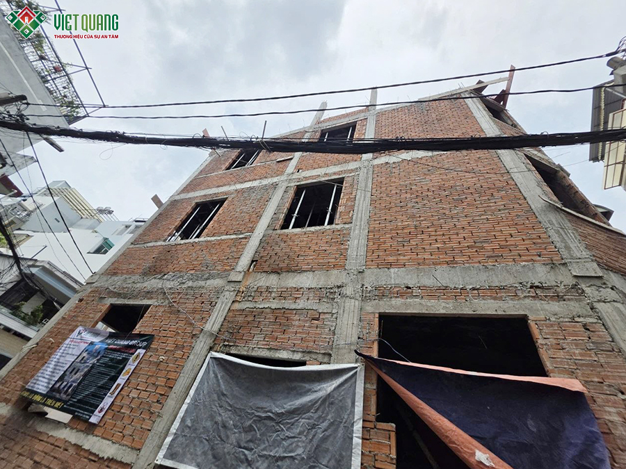 Xây dựng nhà 3 tầng tum sân thượng 3x10m