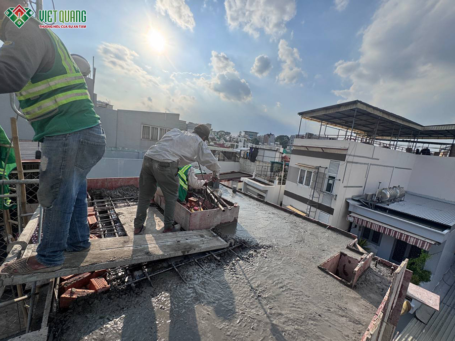 Xây dựng nhà 3 tầng tum sân thượng 3x10m