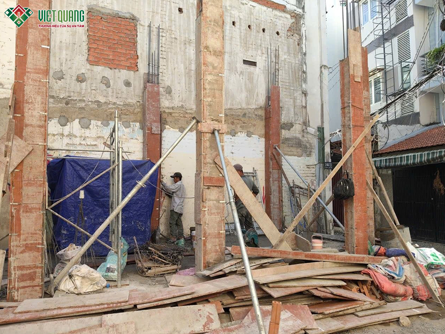 Xây dựng nhà 3 tầng tum sân thượng 3x10m