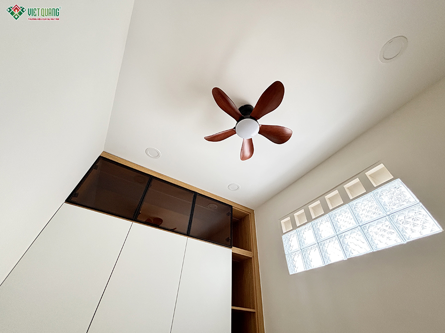 Bàn giao nhà phố 3 tầng tum sân thượng 3x8m