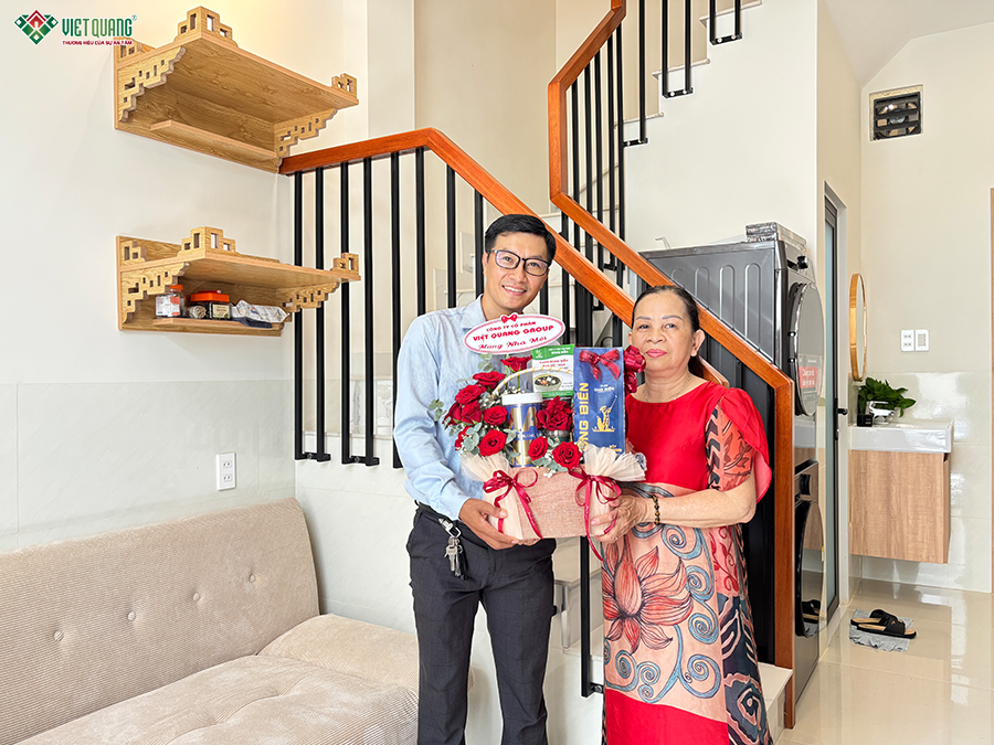 Bàn giao nhà phố 3 tầng tum sân thượng 3x8m