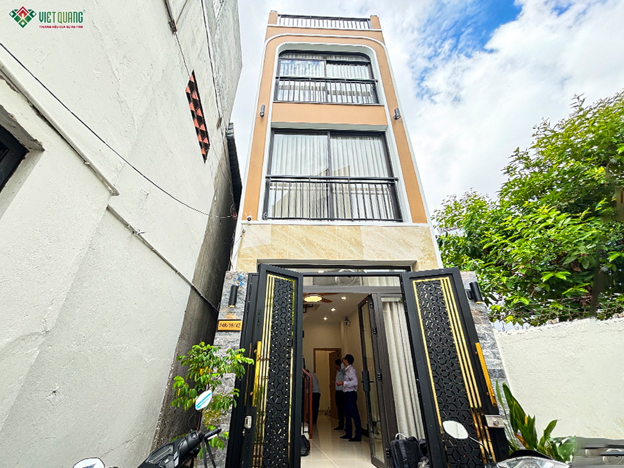 Bàn giao nhà phố 3 tầng tum sân thượng 3x8m