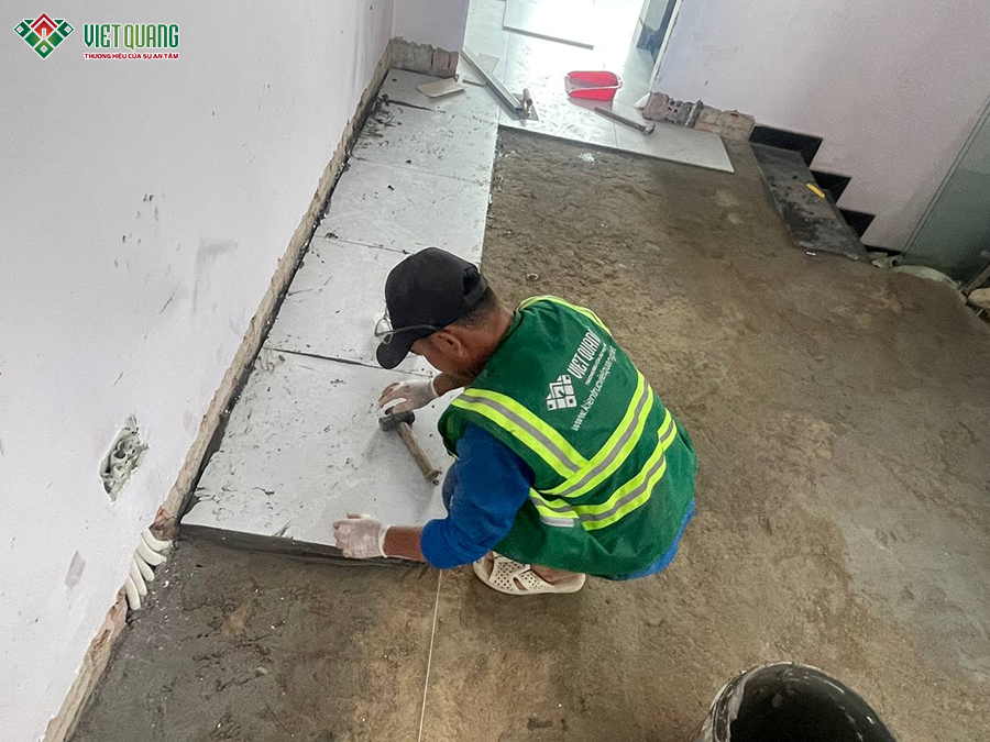 Sửa chữa nhà phố 1 trệt 2 lầu tum sân thượng