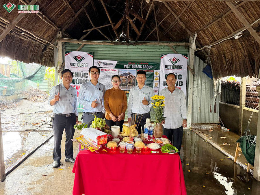 Việt Quang Group khởi công xây dựng nhà cấp 4 mái Thái cho gia đình chị Hồng tại Củ Chi
