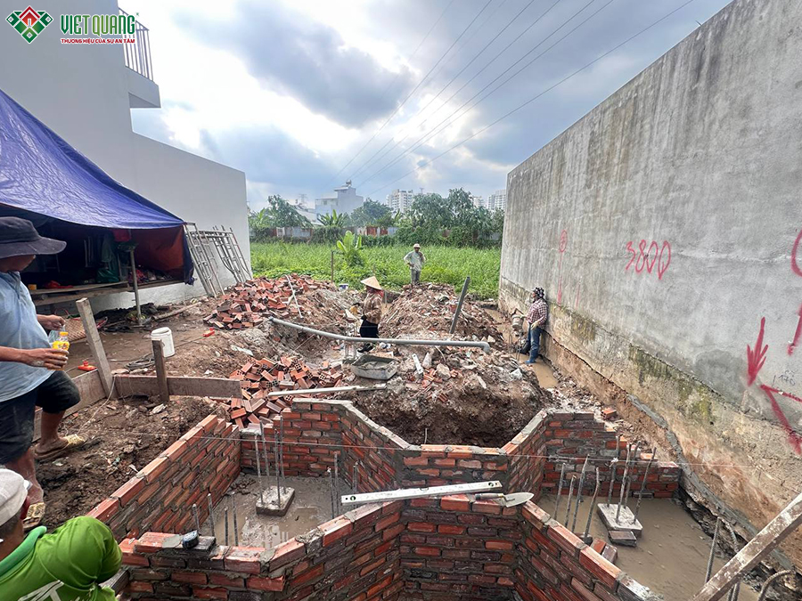Thi công móng nhà 1 trệt 1 lửng 3 lầu sân thượng 4x28m